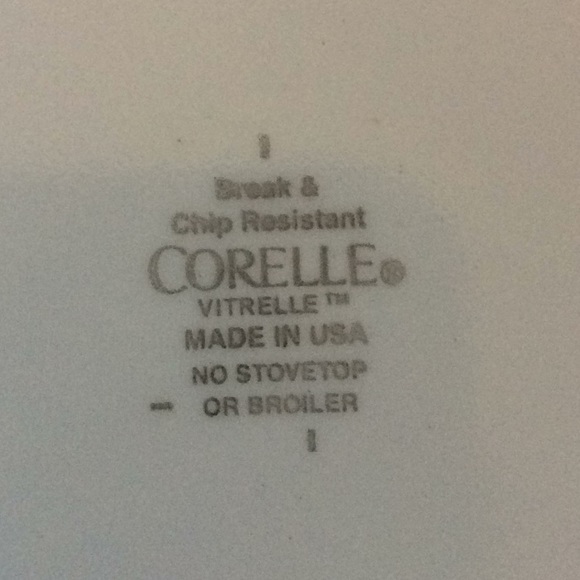 COPY - Corelle Vitrelle Lot of 2 Leaf Pattern 10.5” Square Dinner Plate - Picture 4 of 4